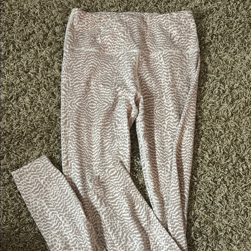 Patterned Varley Leggings